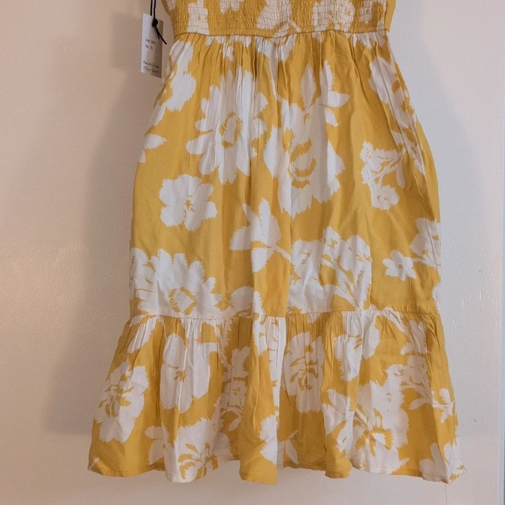 Yellow and White Floral Sundress with Tie Straps - Picture 10 of 15